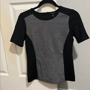 Ann Taylor Black and White Short Sleeve Top
